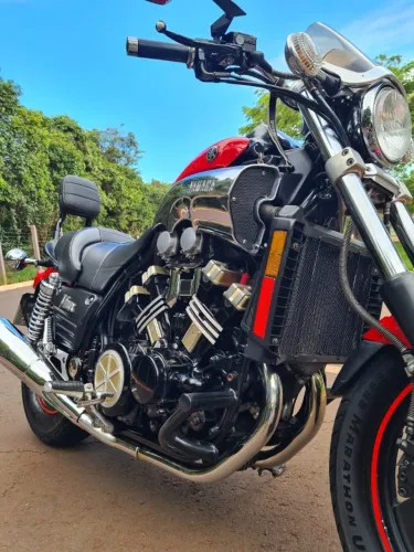 Yamaha V-Max 1200