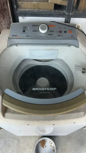 Vende-se máquina de lavar
