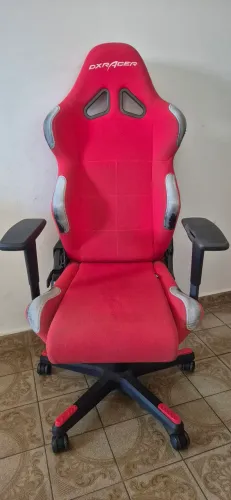 Cadeira Gamer DXRacer Racing RW01-RN (Original) - Tecido Vermelho/Preto