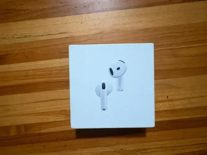 AirPods 4 com Cancelamento Ativo de Ruído