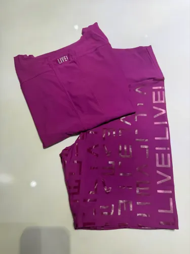 Conjunto fitness academia camiseta + bermuda short LIVE!