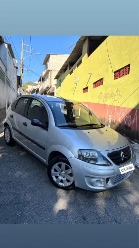 Citroen C3 GLX 1.4/ GLX Sonora 1.4 Flex 8V 5P 2012