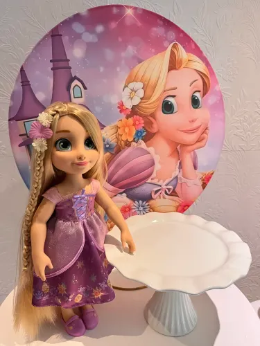 Festa kit pegue e monte Rapunzel 