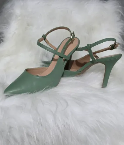 Scarpin - calçado  - Elegante 
