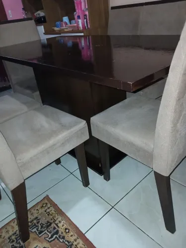 Mesa de jantar 6 cadeiras