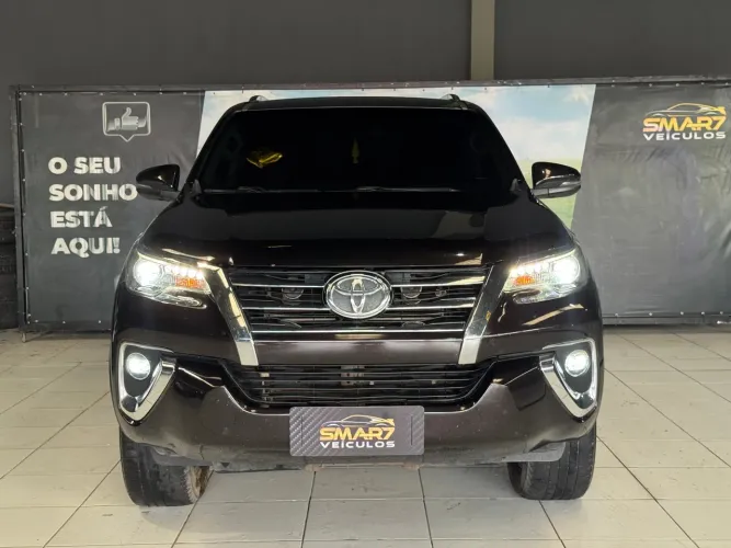 Toyota Hilux 2019