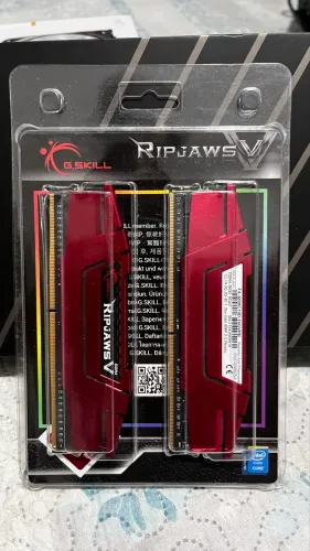 Memória GSKILL ripjaws V ddr4 3600 8gx2