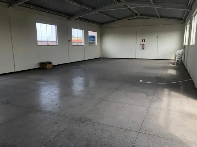 Ponto comercial/Loja/Box para aluguel tem 211 metros quadrados