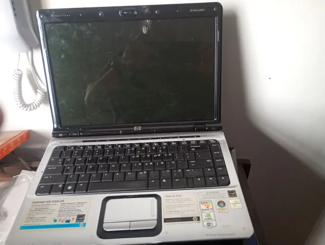 Carcaça com tela HP Pavilon DV 2500
