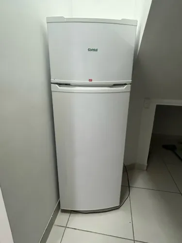 Vendo geladeira 