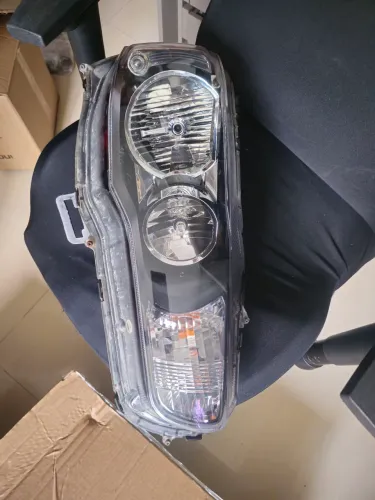Lancer Farol lado passageiro, direito