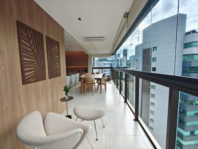 Apartamento de 180 metros, 3 suítes , varanda gourmet no Vale do Sereno