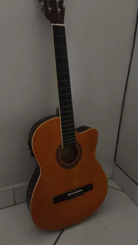 Vende-se violão elétrico