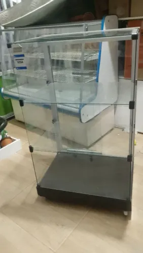 Vitrine de vidro 