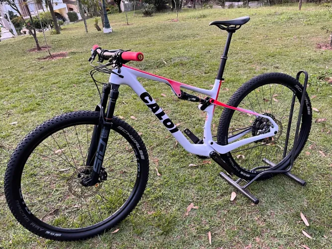 CALOI ELITE CARBON FULL FS - c/ UP GRADES TODA XT