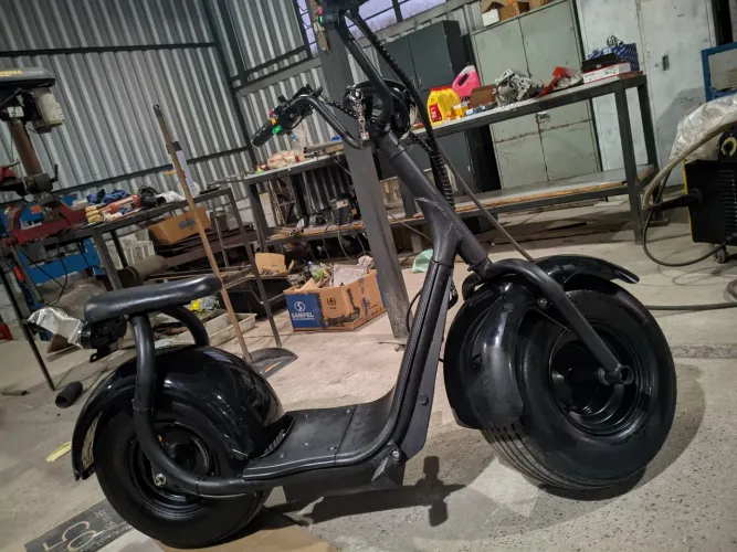 Torro ou troco, scooter elétrica 2025, (250km) rodados.