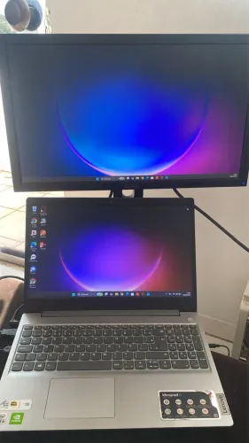 Notebook Lenovo e Tela Dell
