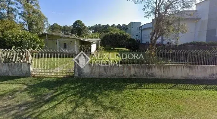 Terreno a venda com 1008 m² em Canasvieira - Florianópolis
