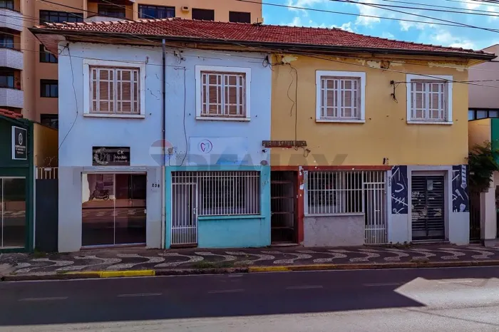 PRÉDIO COMERCIAL / Residencial à venda no Centro de Araras