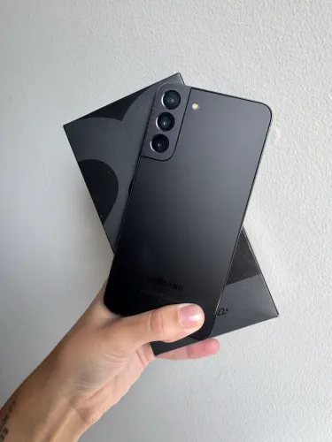 S22 + plus 256 gb