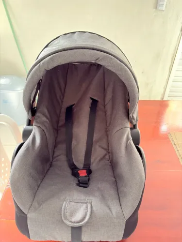 Bebê conforto, em ótimo estado, sem marcas de uso!
