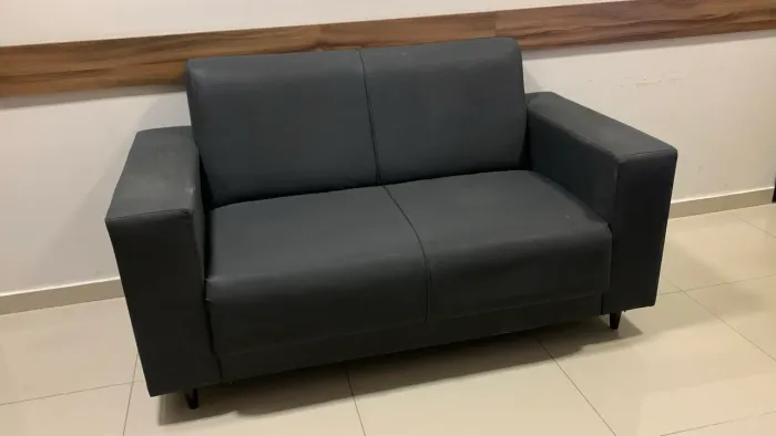 Sofá 2 lugares
