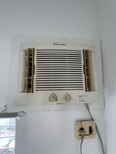 Ar-Condicionado Electrolux 7.500 BTUs Maximus - Funcionando Perfeitamente