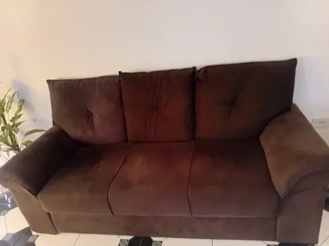 Sofa 2 e 3 lugares semi novos