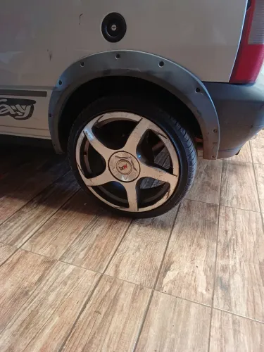 Roda aro 17 perfil 195/40
