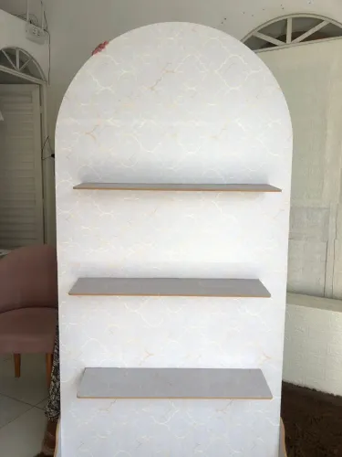 Desapego prateleira Expositor Porta Romana em MDF
