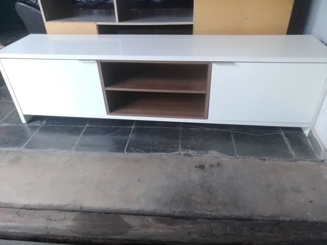 Rack com painel e mesinha centro 