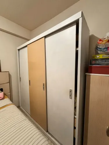 Vendo Guarda roupa usado
