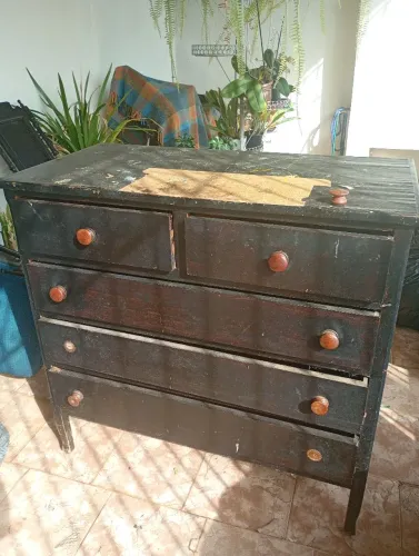 Cômoda de Madeira