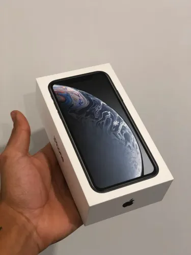 iPhone XR