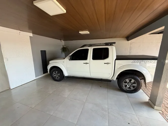 Nissan Frontier SV At.cd 4X4 2.5 TB Diesel Mec. 2014