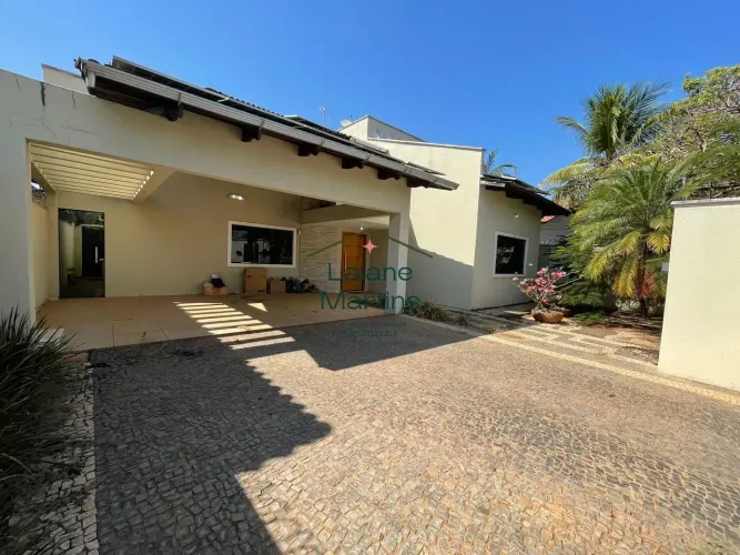 Casa à venda - 507 sul - 4 quartos (2 suítes) - lote: 460 m² - energia solar - área de laz