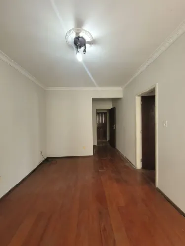 Apartamento no Centro de Juiz de Fora Excelente para Investidor