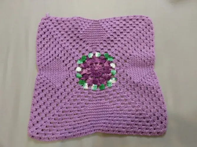 Suplá de Crochê 38x38 cm Artesanal - Mesa Posta - Toalhinha - peça Decorativa