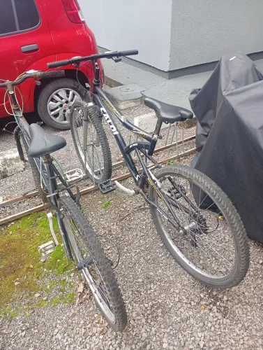 Vendo bike Caloi 21 marchas aro 26 