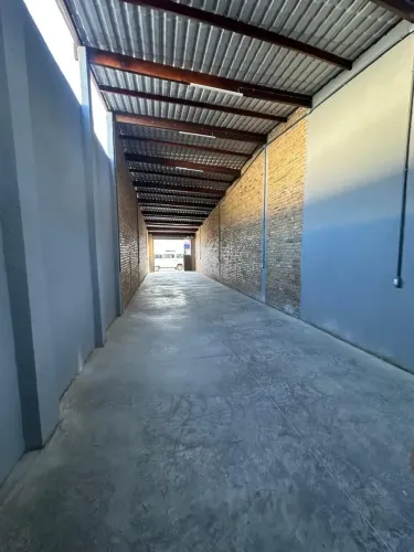 ALUGA-SE GALPÃO COMERCIAL  PONTA GROSSA