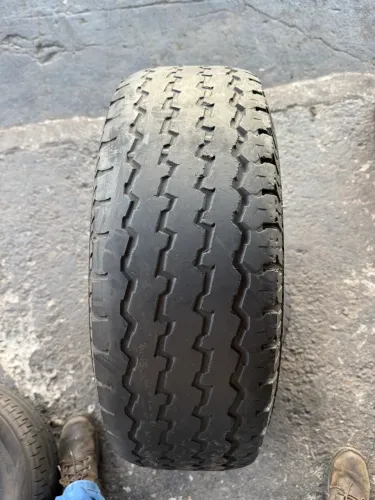 01 Pneu Runway Enduro AT2 31 X 10.5 R15 109S, 65% vida útil