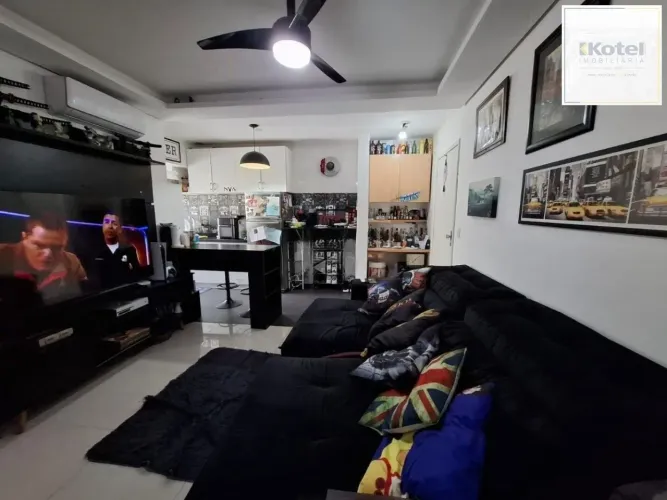 Apartamento com 2 quartos à venda no bairro Jardim do Salso, Porto Alegre
