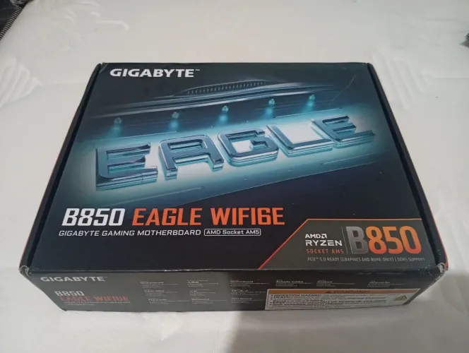 Placa mãe B850 EAGLE WIFI6E LACRADA NUCA ABERTA.