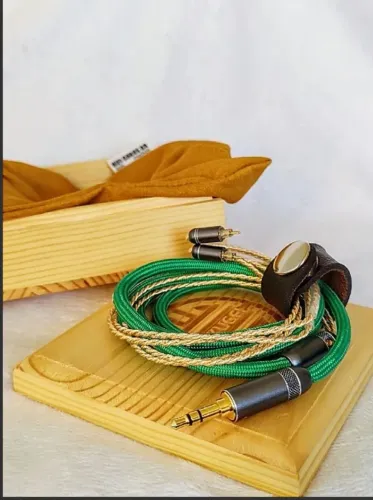 Cabo Premium Custom para Fones Intra-auriculares (IEM) - Alta Fidelidade