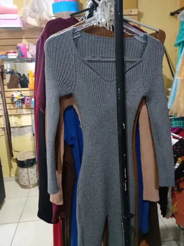Macacão de tricô feminina