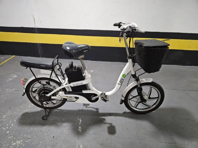 E-Bike Lev Branca
