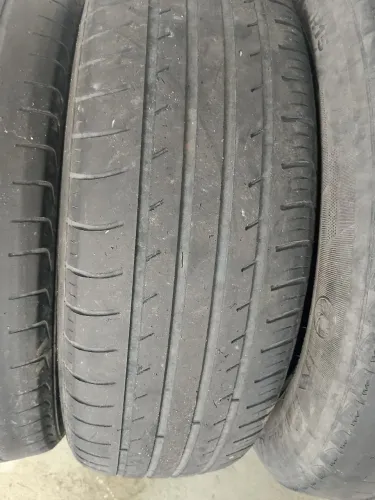 Pneu de carro aro 15