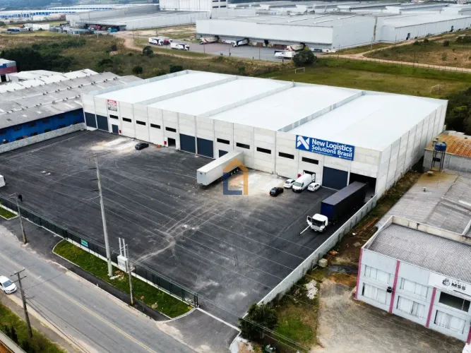 Oportunidade Industrial: Barracão Novo de 1.250 m² com Infraestrutura Completa e Pátio Amp