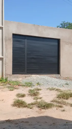 Portão de alumínio