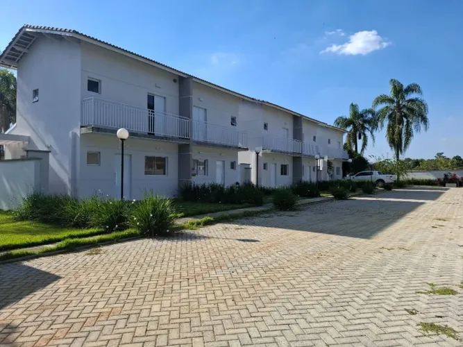 Casa com 2 dormitórios à venda, 70 m² por R$ 450.000,00 - Chácara do Carmo - Vargem Grande
